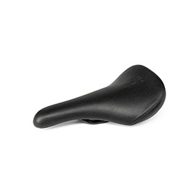 Eclat,  Exile Rail,  Selle