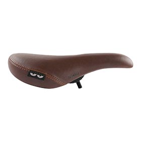 Eclat,  Void Pivotal,  Selle
