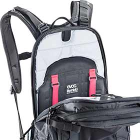 EVOC,  FR Trail Blackline Protector,  20L