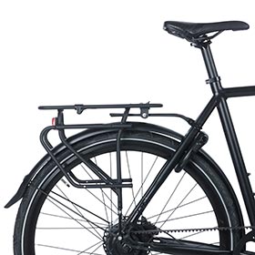 Basil,  Universal Cargo,  MIK Côté