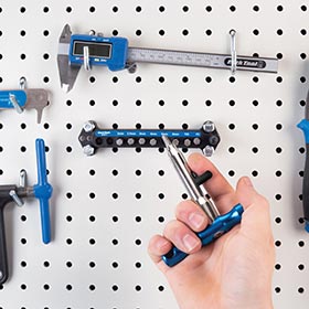 Park Tool,  QTH-3,  Multioutil